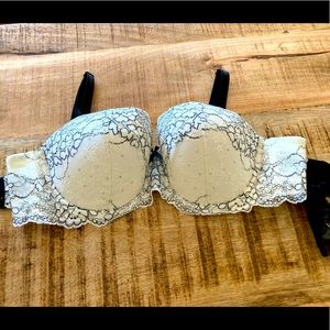 NWT Victoria Secret Dream Angel Bra